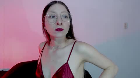 carlin_diaz_ online show from February 1, 10:41 pm