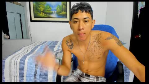 Snapshot of carlitosex09 chatting on December 16, 5:22 pm master online show from December 16, 5:22 pm