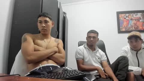 Snapshot of carlitosex09 chatting on December 27, 8:50 pm master online show from December 27, 8:50 pm