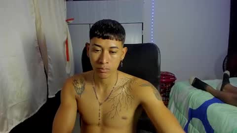 Snapshot of carlitosex09 chatting on February 9, 6:37 pm master online show from February 9, 6:37 pm