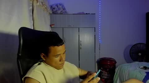 Snapshot of carlitosex09 chatting on February 9, 9:39 pm master online show from February 9, 9:39 pm