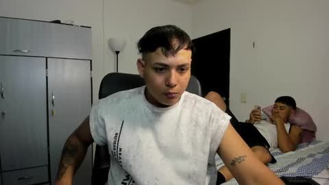 Snapshot of carlitosex09 chatting on February 14, 9:32 pm master online show from February 14, 9:32 pm