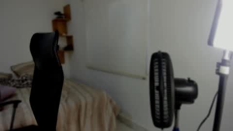 Snapshot of carlitosex09 chatting on September 11, 12:38 pm master online show from September 11, 12:38 pm