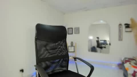 Snapshot of carlitosex09 chatting on November 6, 11:33 am master online show from November 6, 11:33 am