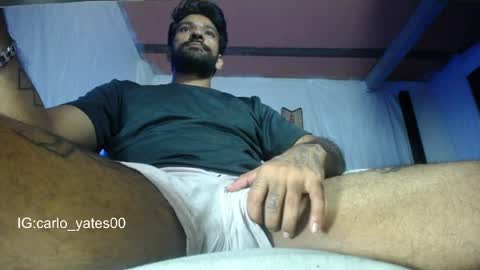 Snapshot of carlo_yates27 chatting on May 14, 1:23 am carlo yates thx for help me to reach 100 thumps up online show from May 14, 1:23 am