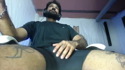 Snapshot of carlo_yates27 chatting on May 30, 2:41 am carlo yates thx for help me to reach 100 thumps up online show from May 30, 2:41 am