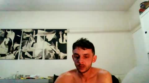 Snapshot of carlos037tm chatting on June 1, 8:32 pm Carlos online show from June 1, 8:32 pm