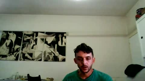 Snapshot of carlos037tm chatting on June 5, 7:58 am Carlos online show from June 5, 7:58 am