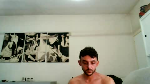 Snapshot of carlos037tm chatting on June 19, 11:47 am Carlos online show from June 19, 11:47 am