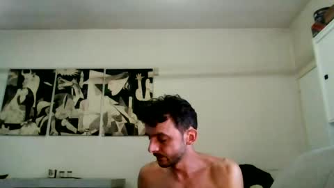 Snapshot of carlos037tm chatting on June 20, 8:39 am Carlos online show from June 20, 8:39 am