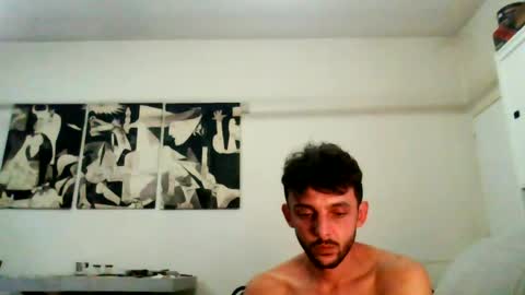 Snapshot of carlos037tm chatting on June 26, 4:06 am Carlos online show from June 26, 4:06 am