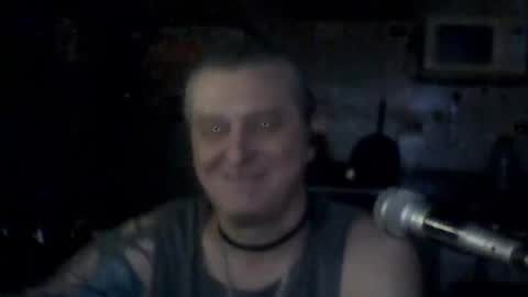 carlos712009 online show from April 27, 6:33 am