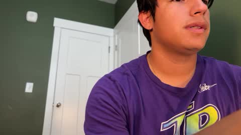 Snapshot of carlosjosecb1 chatting on September 16, 3:02 pm carlos online show from September 16, 3:02 pm