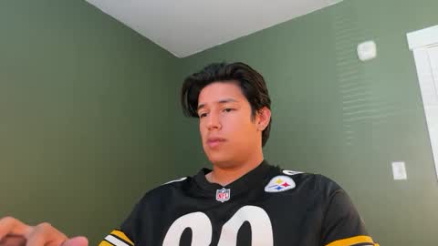 Snapshot of carlosjosecb1 chatting on September 22, 3:25 pm carlos online show from September 22, 3:25 pm