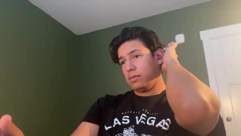 Snapshot of carlosjosecb1 chatting on October 28, 3:04 pm carlos online show from October 28, 3:04 pm