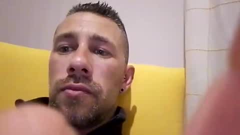 carlosrm440882 online show from March 22, 8:12 pm