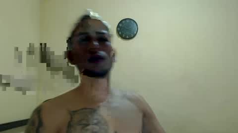 carlossmi01 online show from February 18, 8:47 pm
