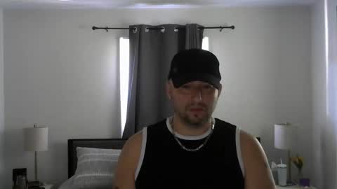 Carl online show from June 8, 1:22 pm