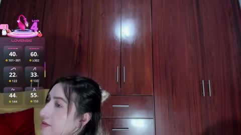 Snapshot of carly_grasso chatting on November 4, 3:49 am carly grasso online show from November 4, 3:49 am