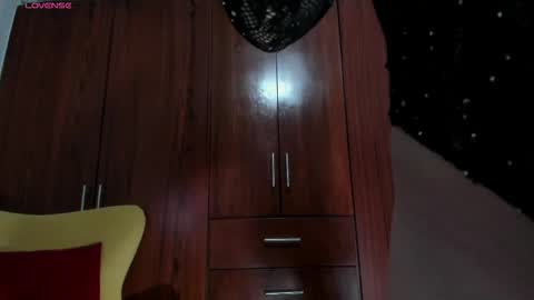 Snapshot of carly_grasso chatting on May 2, 3:44 am carly grasso online show from May 2, 3:44 am
