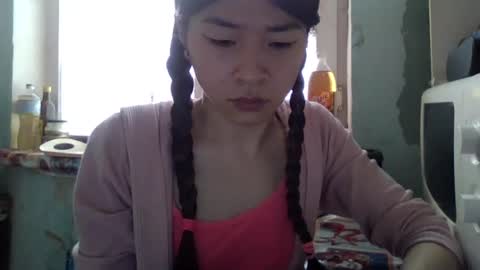 CarlyJoy online show from February 9, 9:37 am