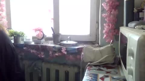 CarlyJoy online show from December 16, 8:52 am