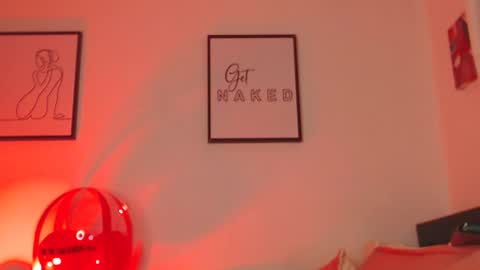 Snapshot of carlymonroee_ chatting on February 25, 5:19 am Littlecarly online show from February 25, 5:19 am