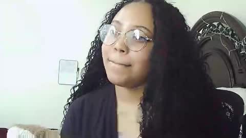 CARAMEL xoxo online show from February 10, 4:44 pm