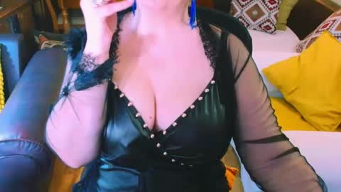 Snapshot of carmenrossi chatting on January 13, 9:08 am Carmen online show from January 13, 9:08 am