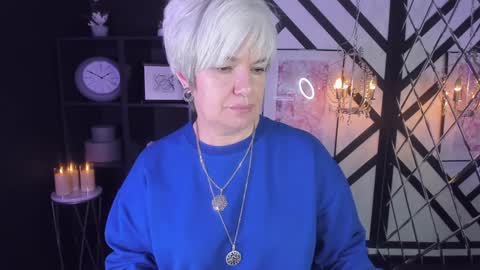 Carmen online show from December 24, 9:00 pm