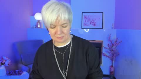 Carmen online show from September 23, 8:45 pm