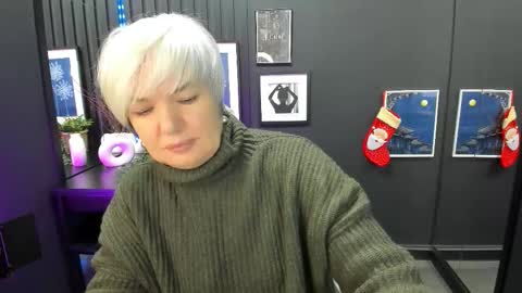 Carmen online show from January 17, 8:34 pm