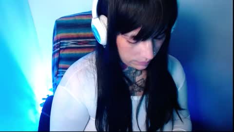 Snapshot of carmillaross chatting on November 23, 10:59 am CARMILLA ROSS online show from November 23, 10:59 am