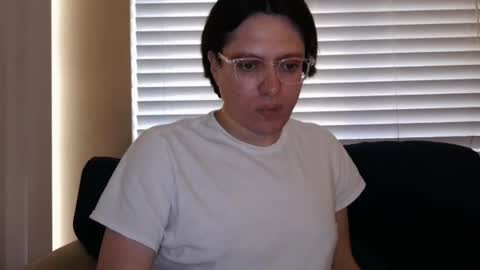 Snapshot of carnalflower95 chatting on June 24, 2:10 am Brooke online show from June 24, 2:10 am