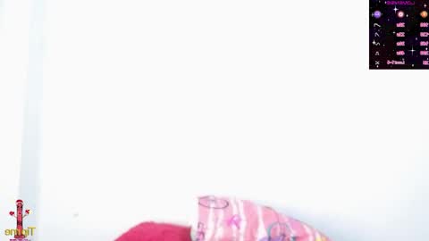 Snapshot of carol_amer001 chatting on April 7, 5:08 am Hi guys they find me like althea moore online show from April 7, 5:08 am