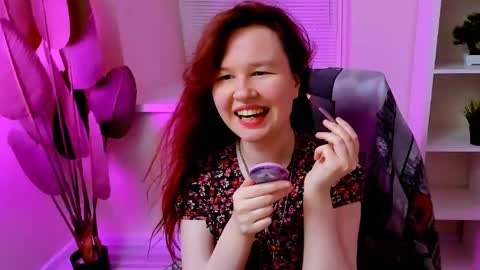 Snapshot of carol_carmen chatting on June 10, 12:44 am Carol online show from June 10, 12:44 am