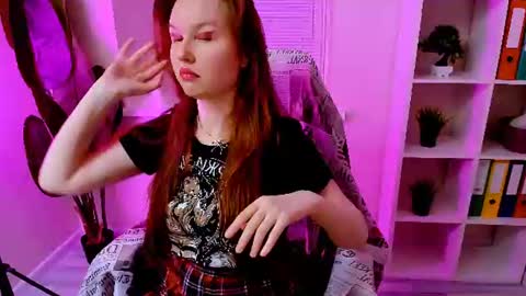 Snapshot of carol_carmen chatting on July 8, 9:30 pm Carol online show from July 8, 9:30 pm