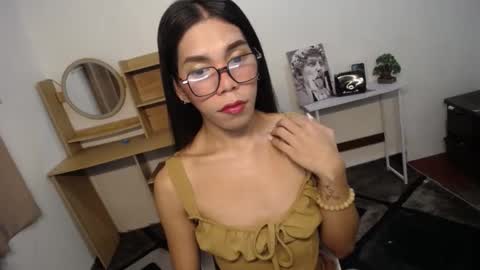 Snapshot of carol_linaxxx chatting on December 20, 11:10 am Carolina online show from December 20, 11:10 am