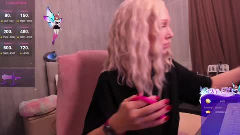 Snapshot of carol_may_ chatting on January 7, 4:16 pm carol_may_ online show from January 7, 4:16 pm