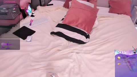 Snapshot of carol_may_ chatting on January 17, 11:06 am carol_may_ online show from January 17, 11:06 am