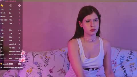 carolainemyers online show from March 16, 5:44 am