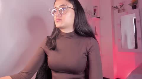 Caroline online show from September 24, 5:16 pm