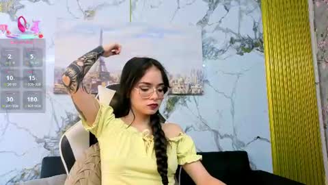 Snapshot of carolina11_pm chatting on June 26, 12:15 am CAROLINA online show from June 26, 12:15 am