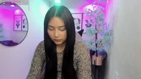 Snapshot of carolina_cherry chatting on June 16, 12:52 pm CAROLINA. online show from June 16, 12:52 pm