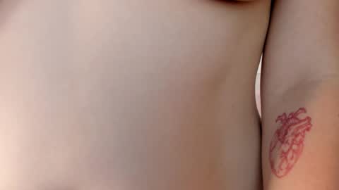 Snapshot of carolina_latinlady chatting on March 8, 1:28 am Carolina online show from March 8, 1:28 am