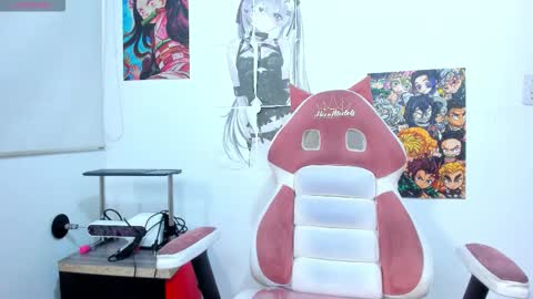 Angie Carolina online show from March 16, 7:51 pm