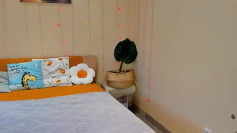 carolina_sky online show from March 6, 8:00 am