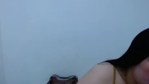 Snapshot of carolina_zabala_19 chatting on May 23, 4:22 pm carolina_zabala_19 online show from May 23, 4:22 pm