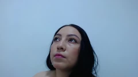 Snapshot of carolina_zabala_19 chatting on May 24, 5:40 pm carolina_zabala_19 online show from May 24, 5:40 pm