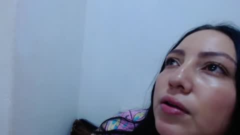 Snapshot of carolina_zabala_19 chatting on June 4, 9:21 pm carolina_zabala_19 online show from June 4, 9:21 pm